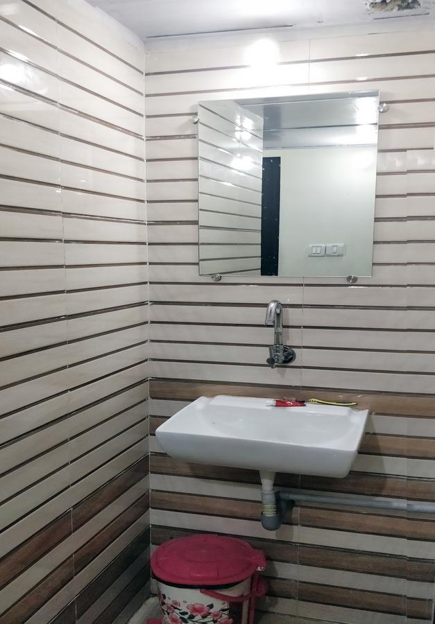 Hilal Dormitory Mumbai Bagian luar foto
