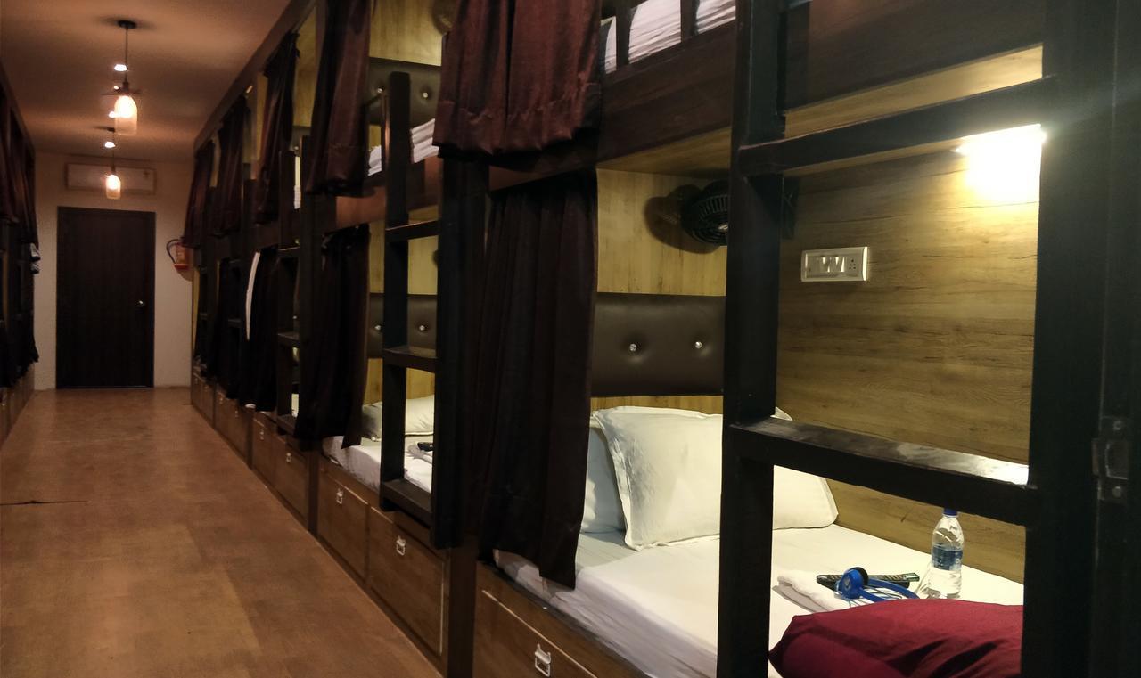 Hilal Dormitory Mumbai Bagian luar foto